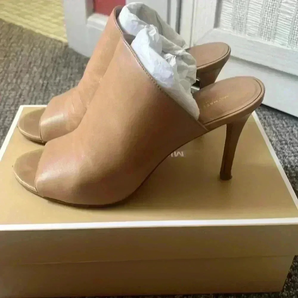 Michael Kors Collection Nude Mule Pumps sz 10 - Picture 5 of 10